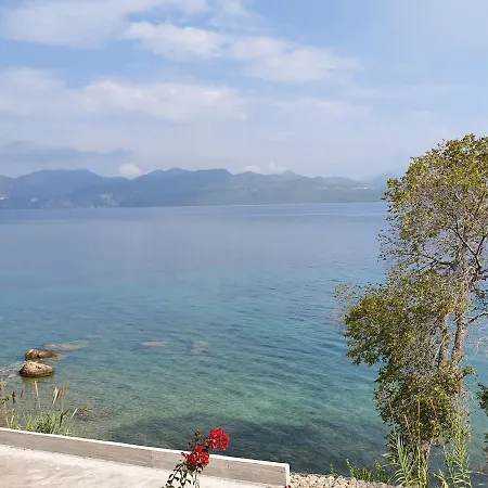 Lefkada House شقة