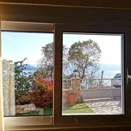 شقة Lefkada House *