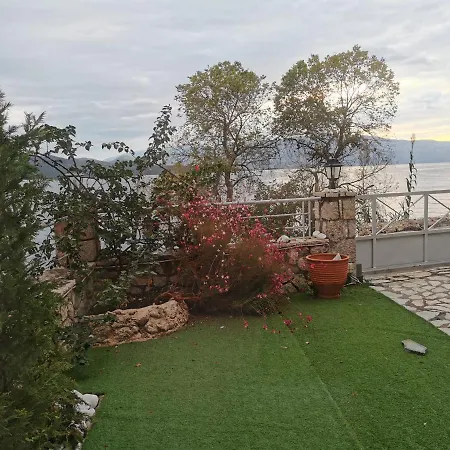 شقة Lefkada House
